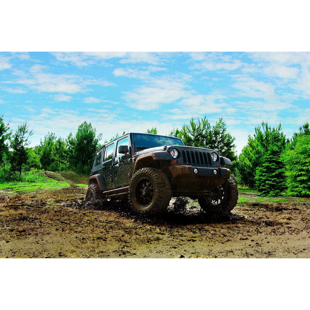 Cooper Disenclosureer  Pro All-Season /70R17 121Q Tire