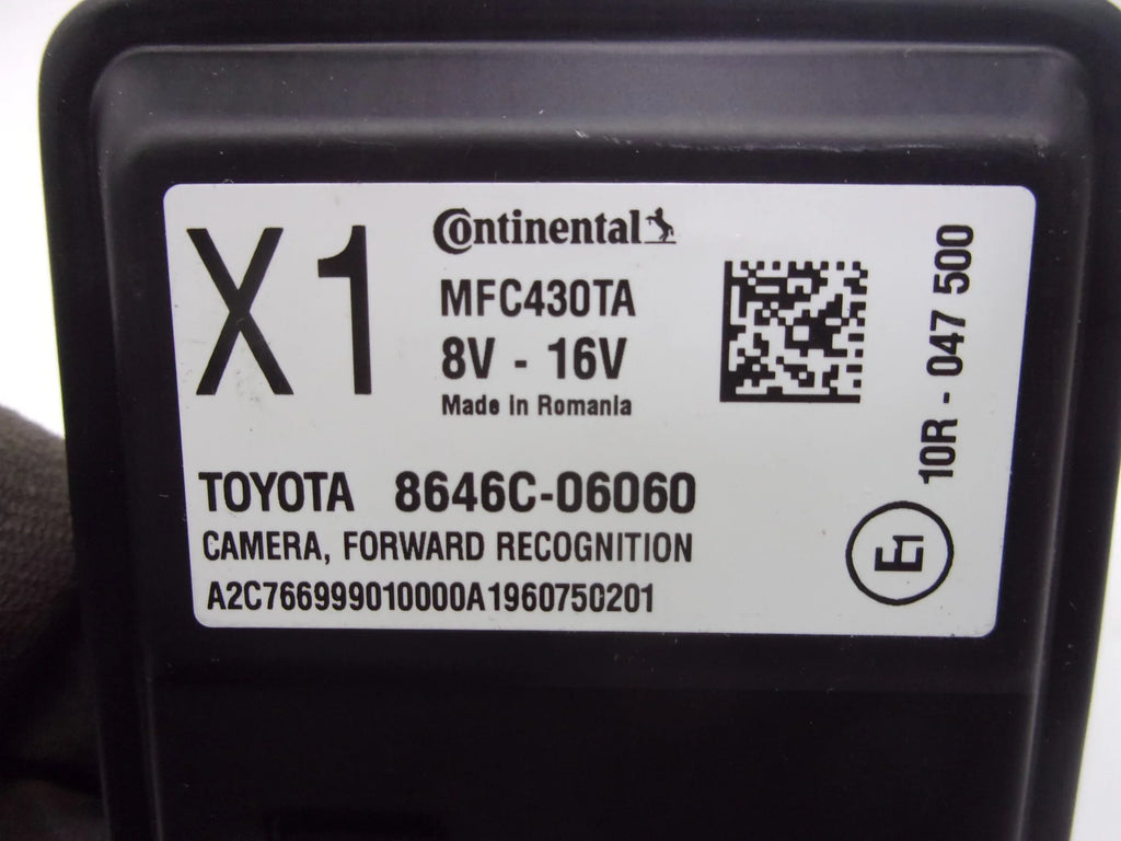 Pre-Owned 2019 Toyota Camry Forward View Lane Departure Camera  8646C-06060  (Good)