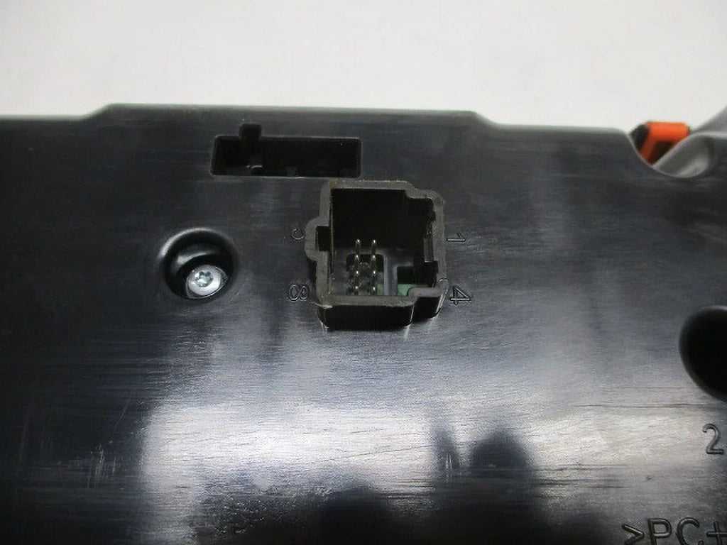 Pre-Owned 19 20 21 22 Jeep Cherokee Automatic Climate  Heater Temperature Control  (Good)