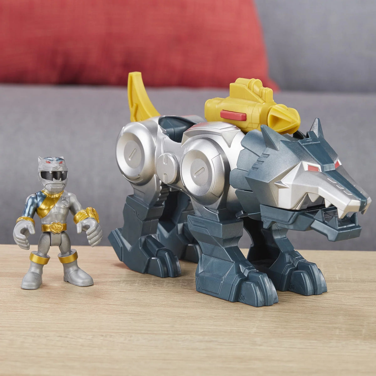 Playskool Heroes Power Rangers Silver Ranger and Wolf Zord 2-Pack Figures