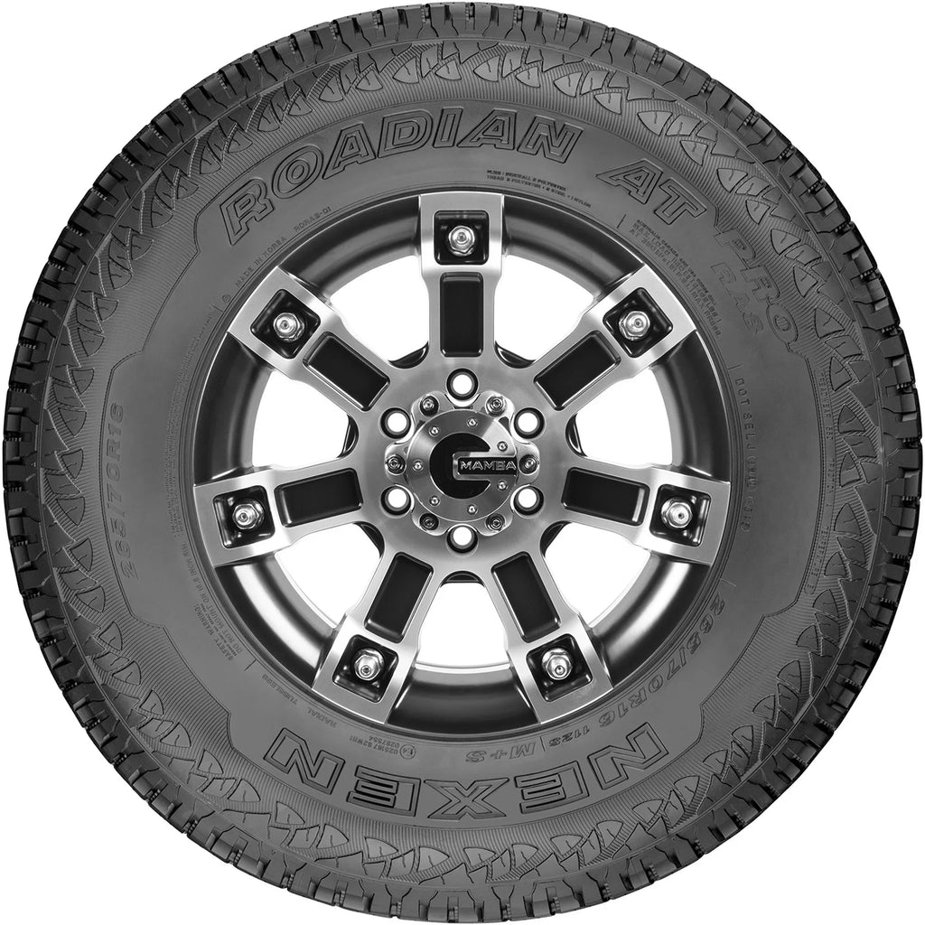 Nexen Roadian  Pro  All Terrain /70R18 124/121S  /Crossover Tire