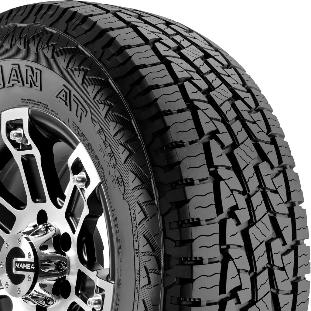 Nexen Roadian  Pro  All Terrain /70R18 124/121S  /Crossover Tire