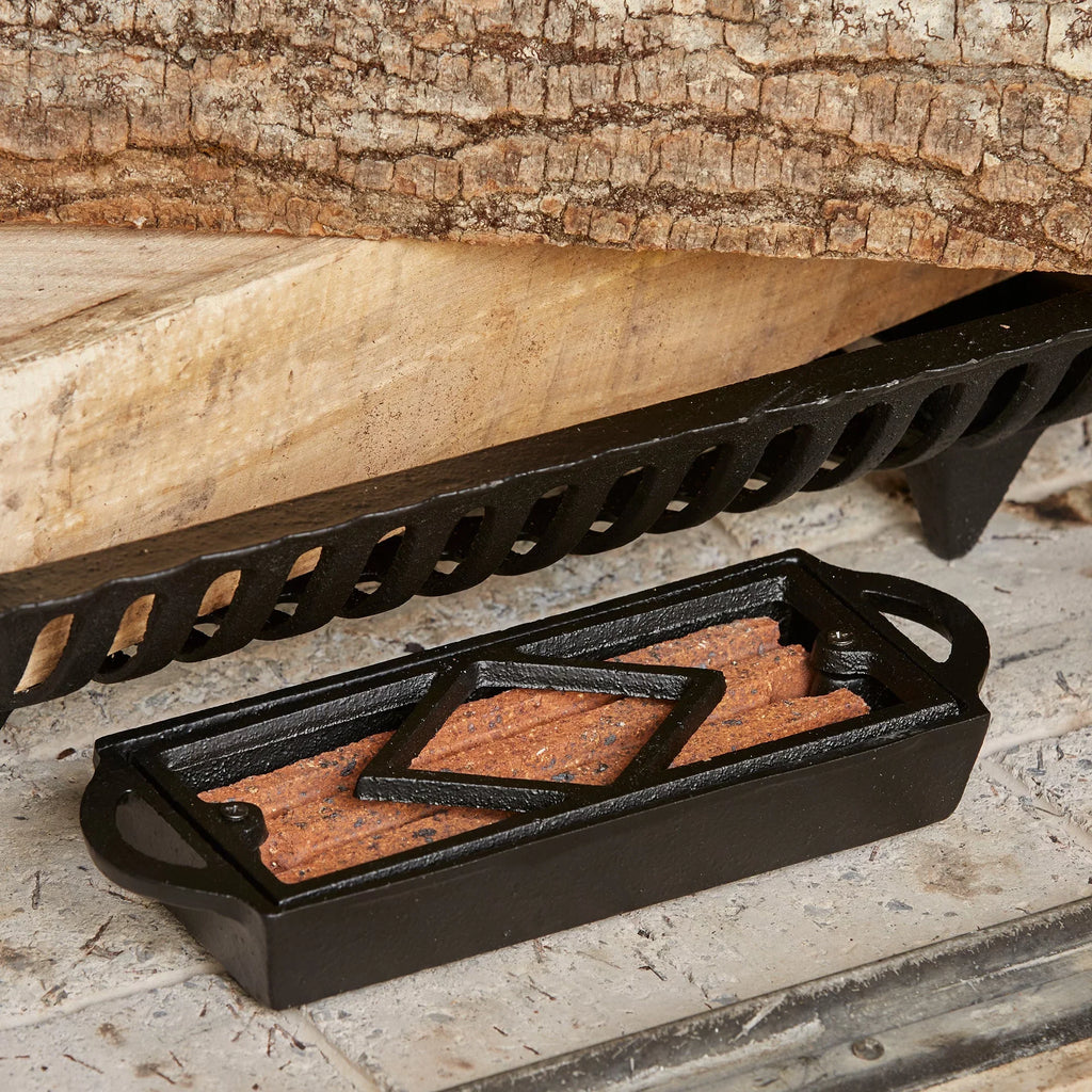 UniFlame -1137 Cast Iron Firestarter