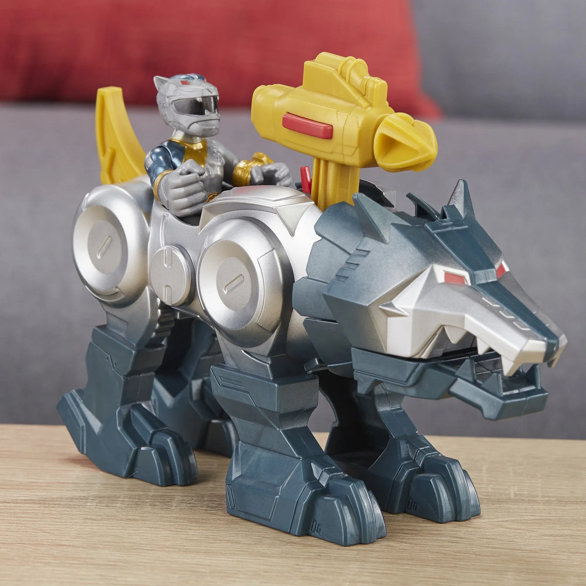 Playskool Heroes Power Rangers Silver Ranger and Wolf Zord 2-Pack Figures