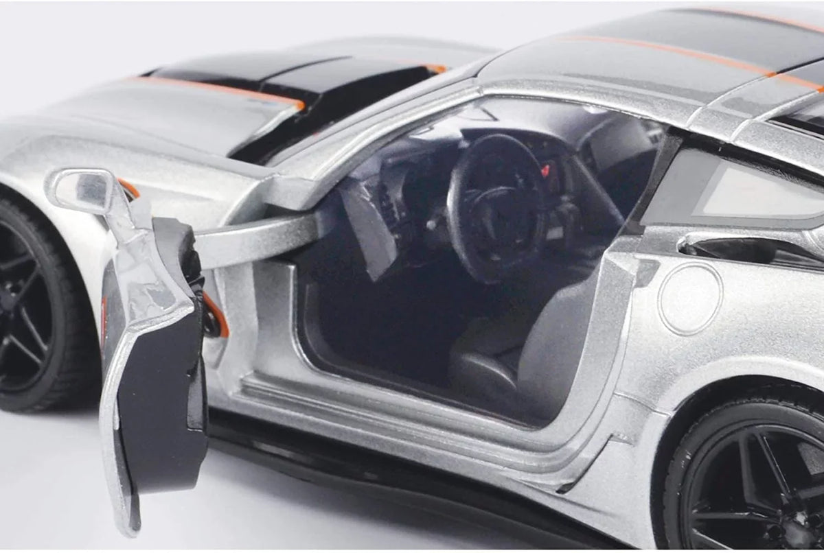 2019 Chevy Corvette  #2, Silver - Motor Max 73785SV - 1/24 scale Diecast Model Toy Car